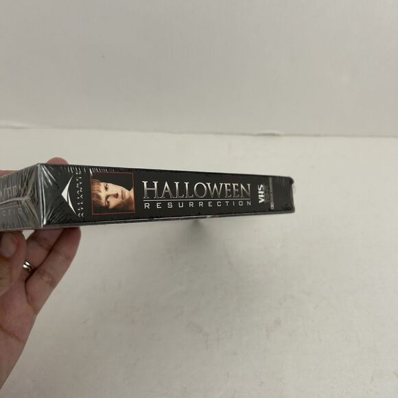 Halloween Resurrection Screener VHS Demo Tape Horror Slasher SEALED - Picture 4 of 6